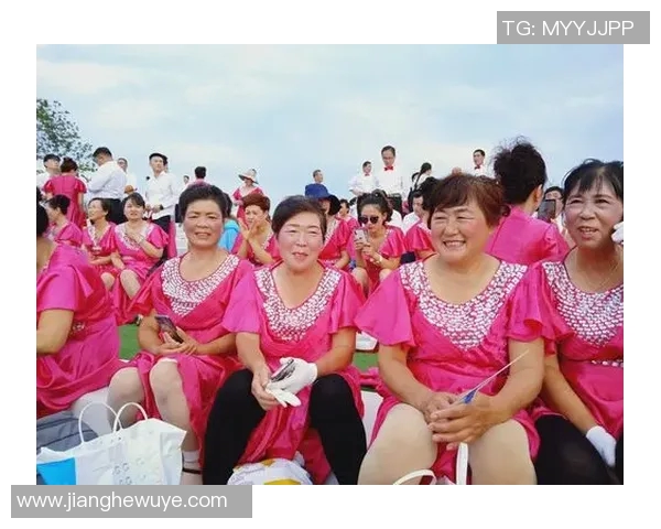 专访赵静:探寻街舞背后的成功秘诀与成长历程 专访赵静:探寻街舞背后的成功秘诀与成长历程