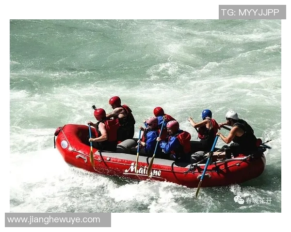 深圳滑板队战术揭秘:从技巧到团队协作的全面解析与探讨 深圳滑板队战术揭秘:从技巧到团队协作的全面解析与探讨