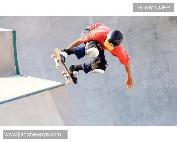 深圳滑板队在极限运动联赛中的力量表现与技术分析 深圳滑板队在极限运动联赛中的力量表现与技术分析