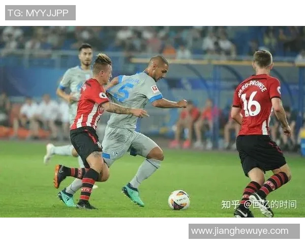 皇马与沙尔克04精彩对决录像回放全程回顾与分析 皇马与沙尔克04精彩对决录像回放全程回顾与分析